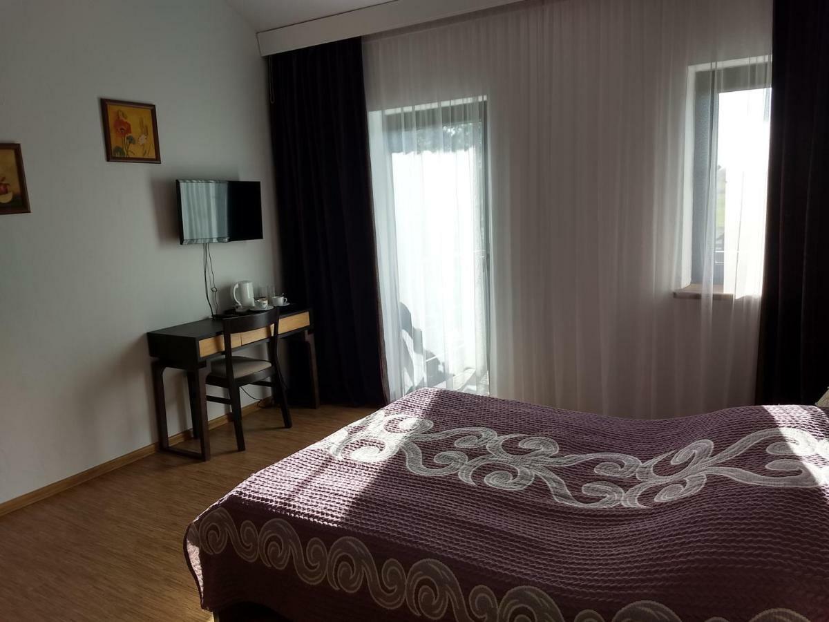 Karczma Biesiadna Bed & Breakfast Dalnia Exterior photo