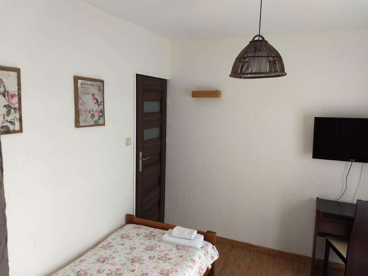 Karczma Biesiadna Bed & Breakfast Dalnia Exterior photo